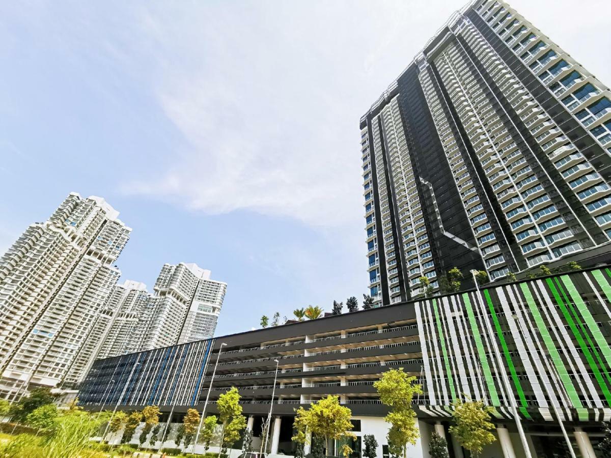Almas Suites By Rr Jbcity Nusajaya  Exterior photo