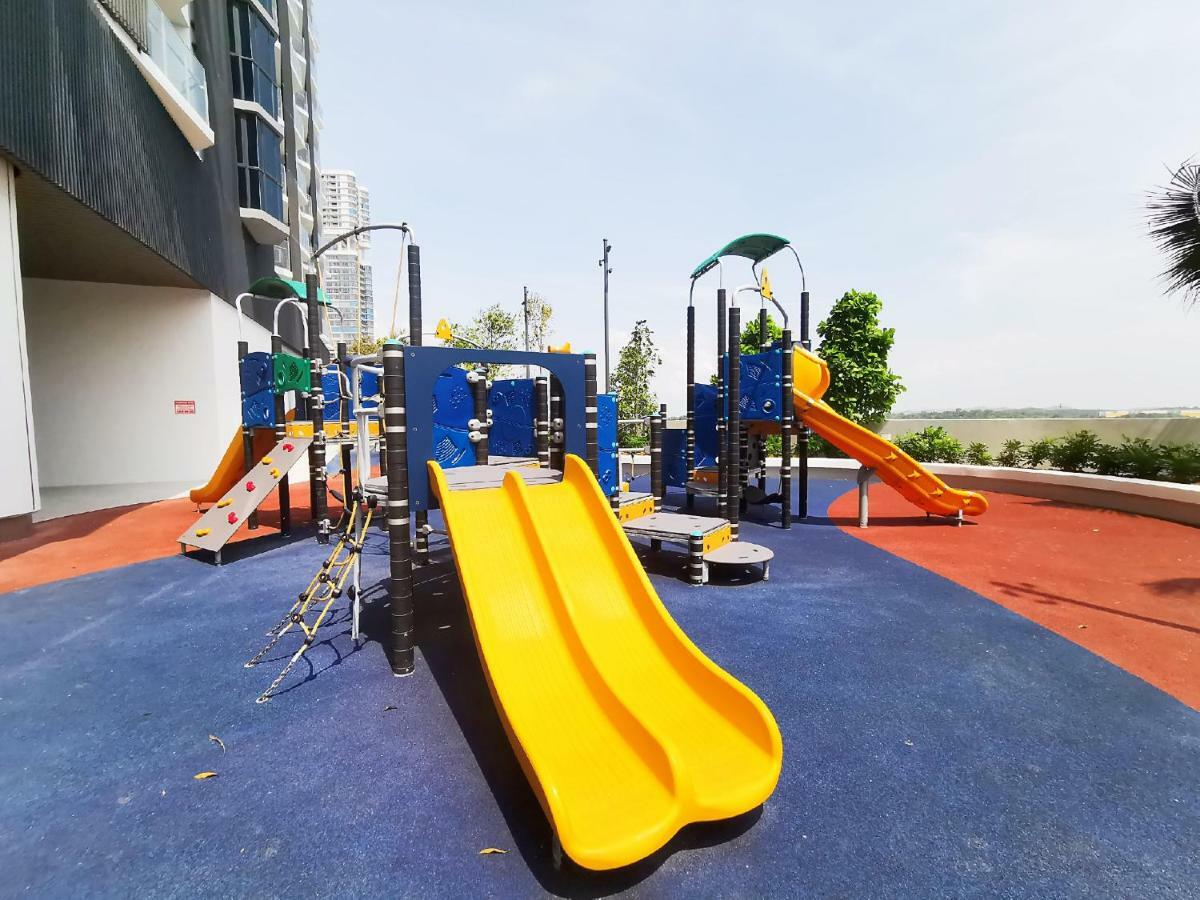 Almas Suites By Rr Jbcity Nusajaya  Exterior photo